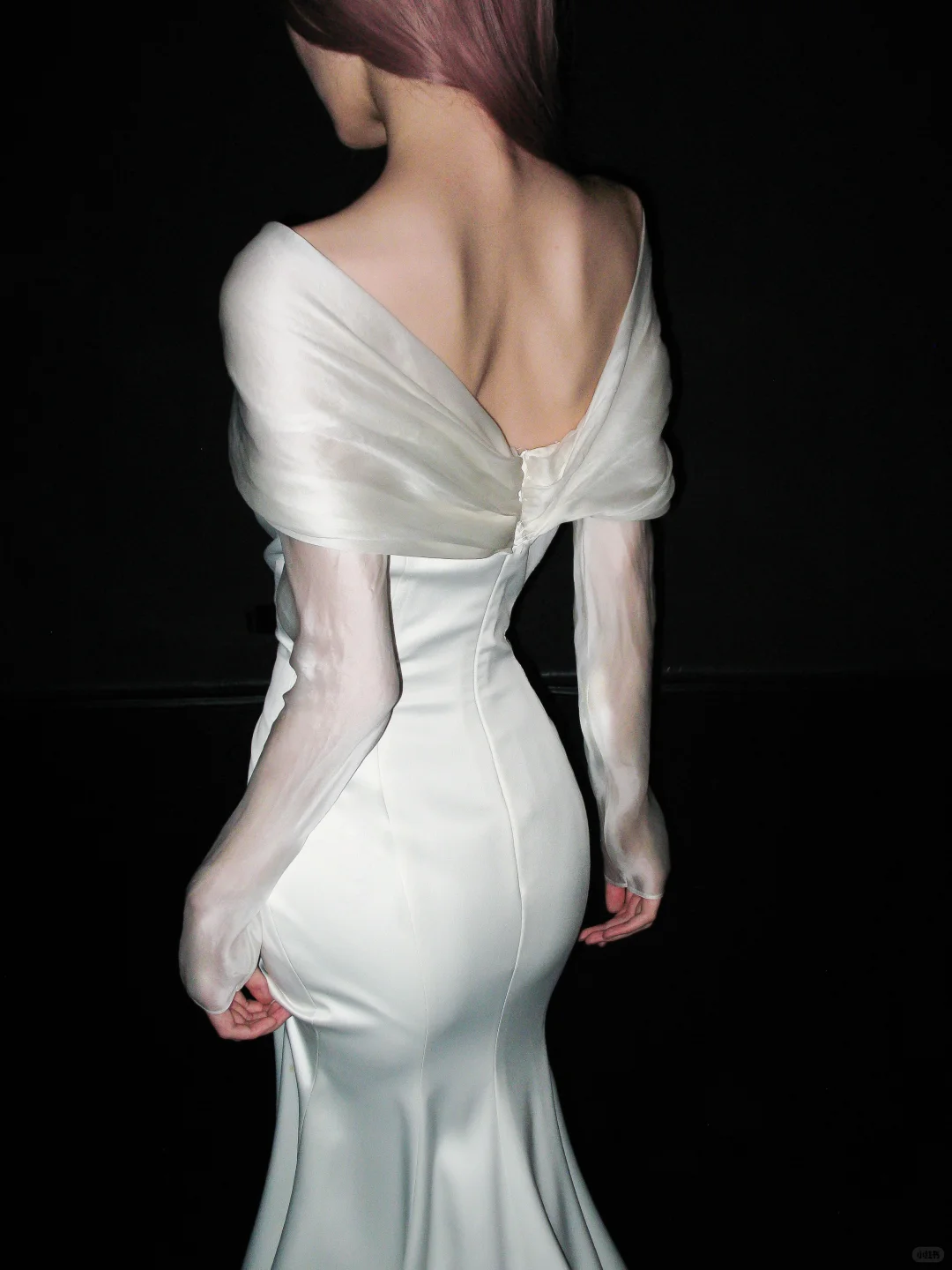 Elegant Mermaid Long Sleeve White Satin Long Sweep Wedding Dress SH5227