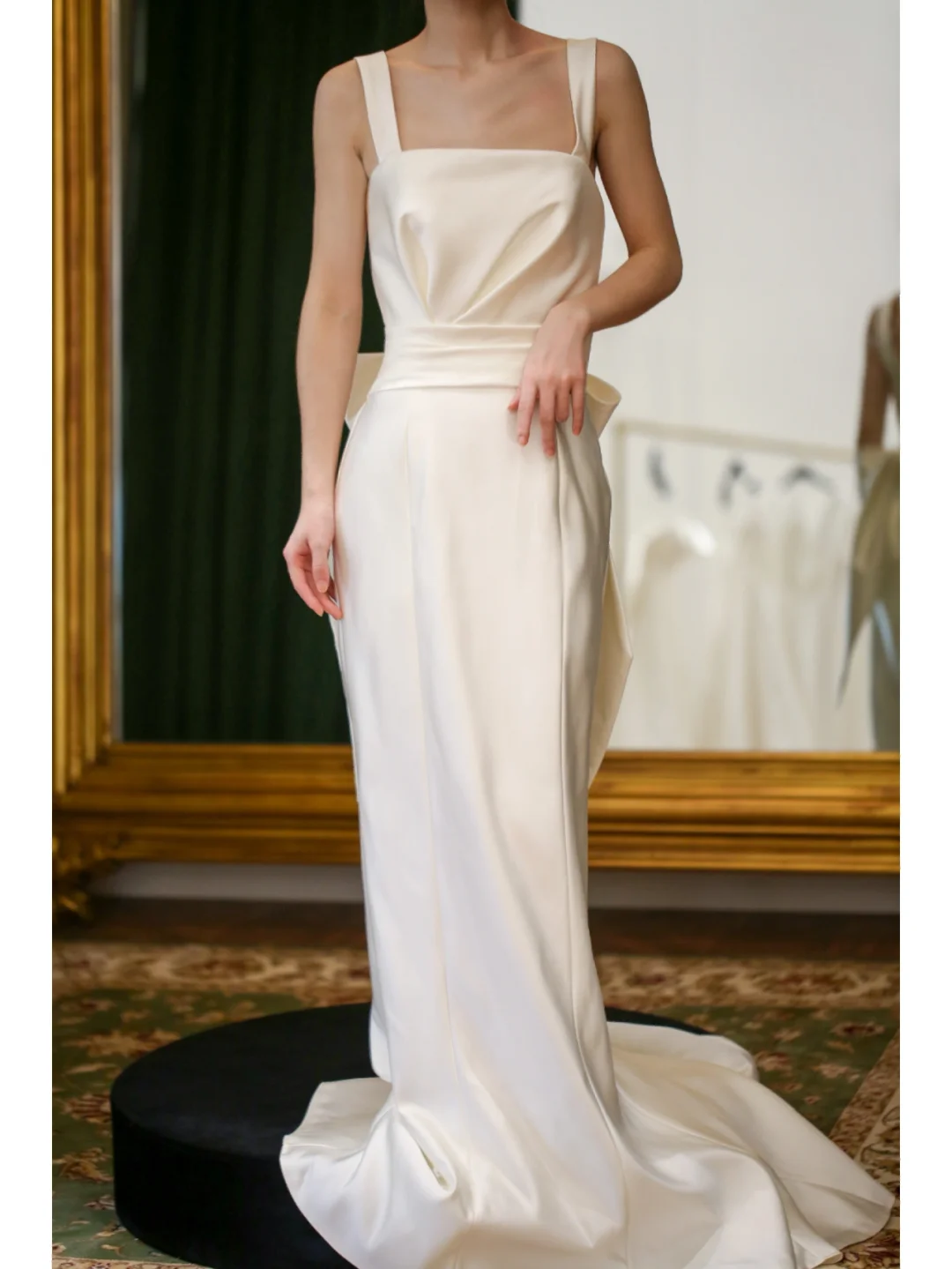 Vintage Sheath Straps Bow White Satin Wedding Dress SH5234