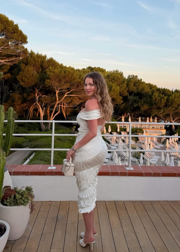 Unique Pleated Sheath V Neck White Satin Short Prom Dress Homecoming Dress SH6388