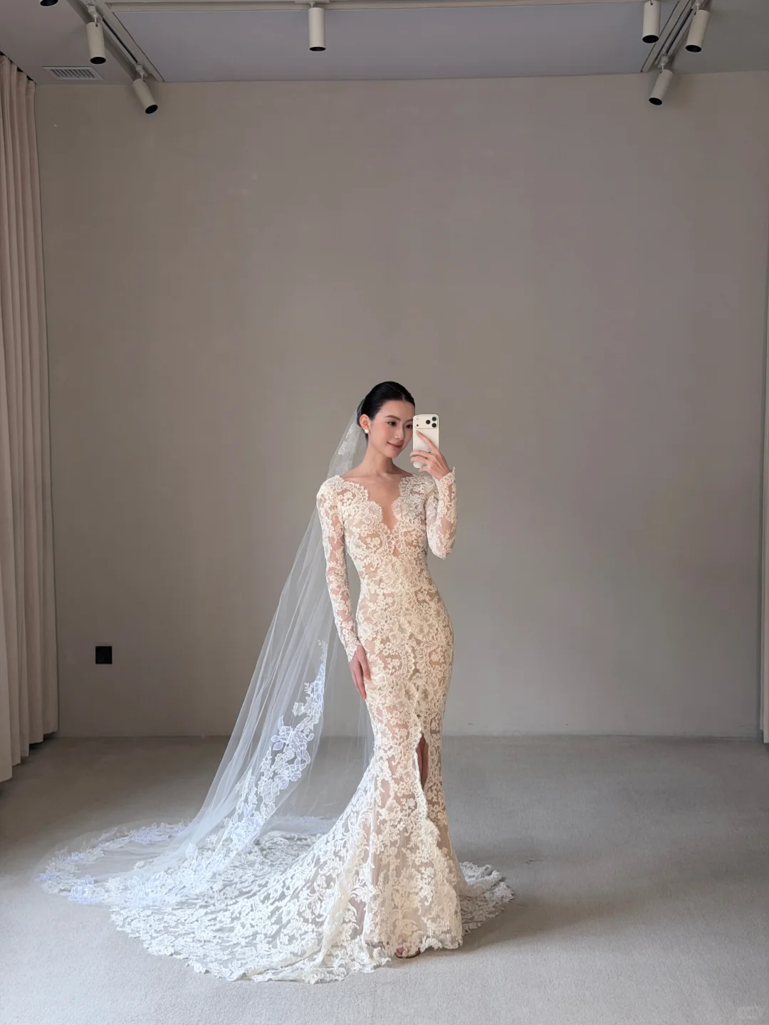 Stunning Mermaid Long Sleeve V Neck Lace Long Train Wedding Dress with Slit SH7724