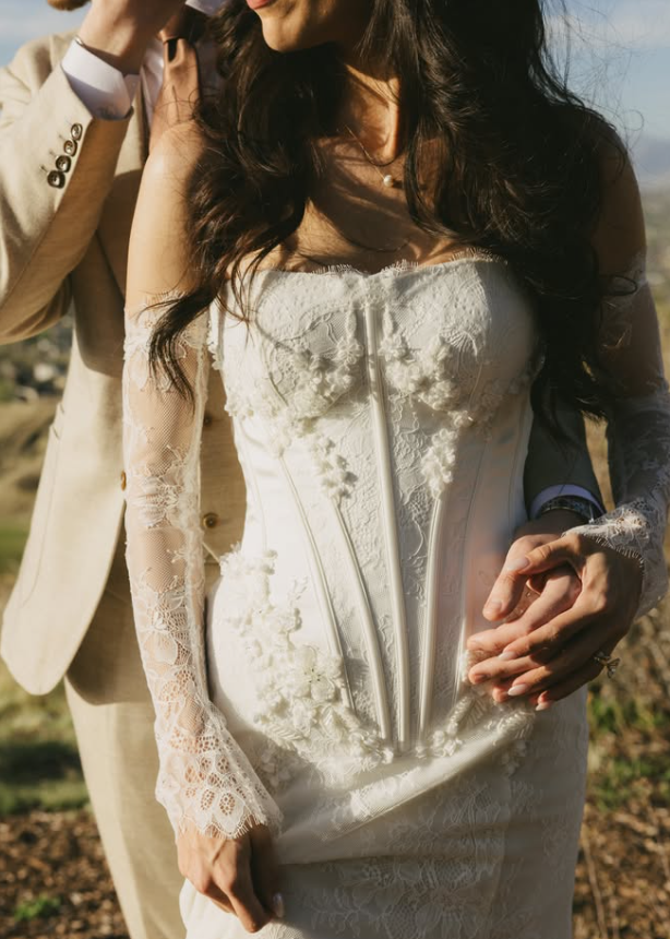 Dreamy Mermaid Strapless Corset Exquisite White Lace Long Train Wedding Dress SH7138