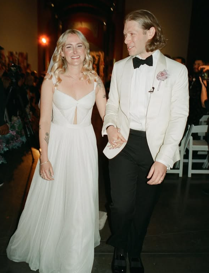 Flowy A Line Spaghetti Strap White Chiffon Wedding Dresses with Slit SH4702