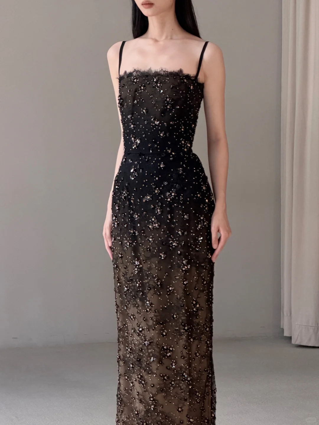 Glamorous Sheath Spaghetti Strap Beaded Black Ombre Tulle Prom Dress Evening Dress SH7715