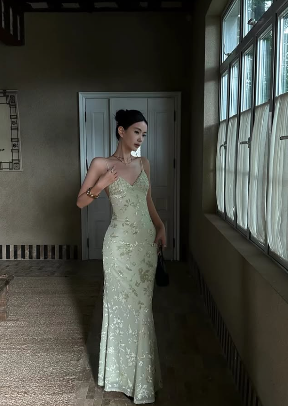 Sage Green Sheath Spaghetti Strap Beaded Print Satin Backless Prom Dress Evening Dress SH8781