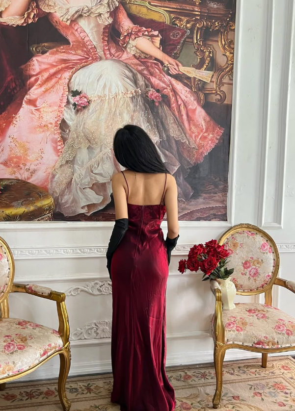 Burgundy Vintage A Line Exquisite Beaded Satin Long Prom Dress Wedding Guest Dress SH5386