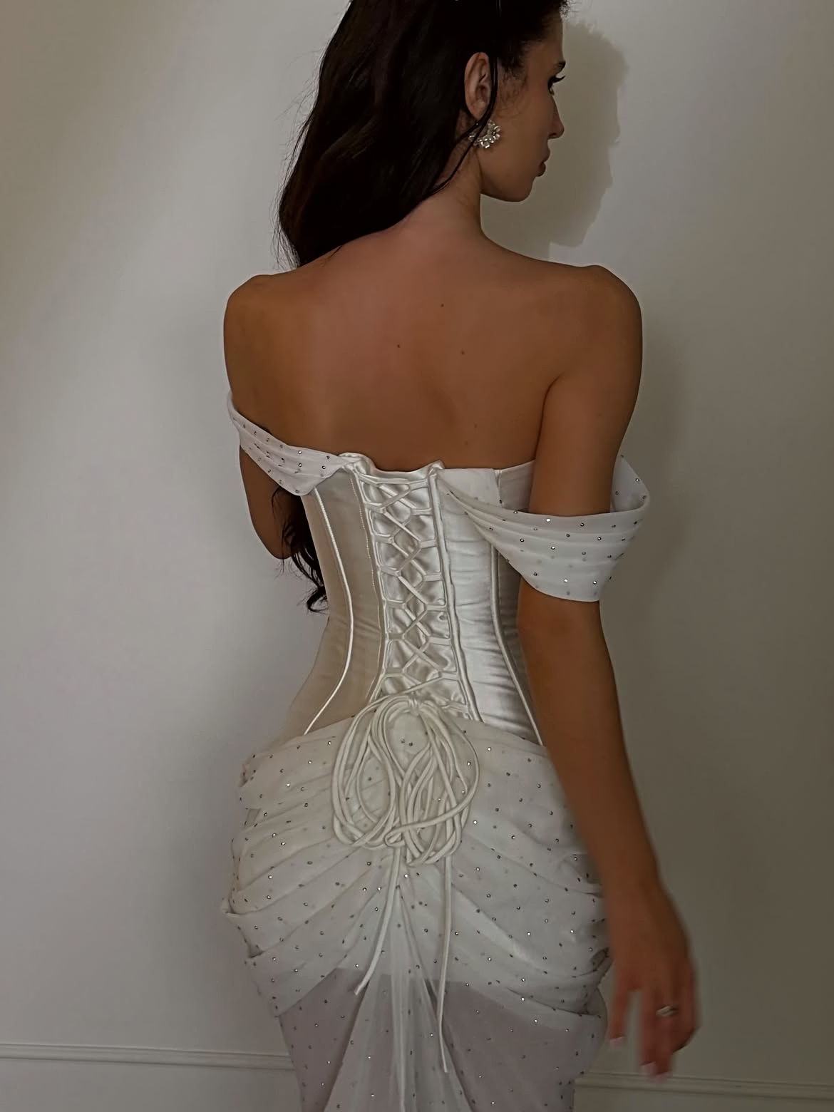 Pretty Sheath Off the Shoulder Beaded White Tulle Satin Prom Dress Evening Dress SH8540