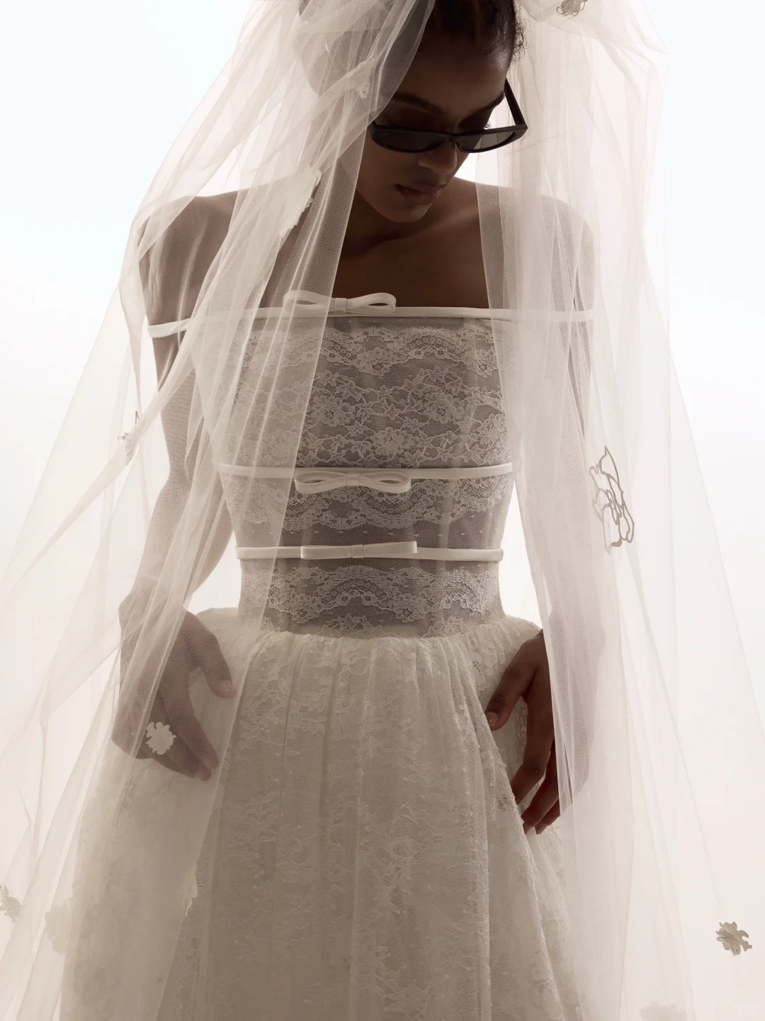 Cute Ball Gown Spaghetti Straps White Bow Lace Wedding Dress SH5077 (without Veil)