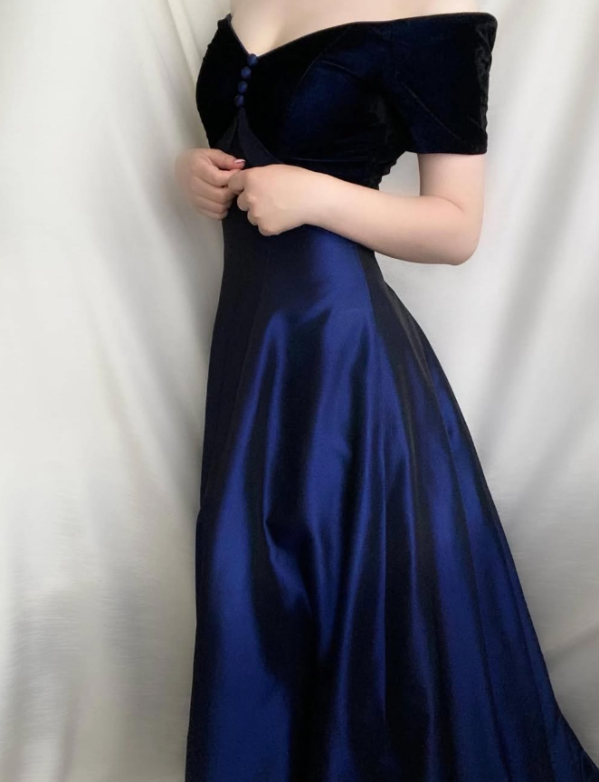 Vintage Navy Blue A Line Off the Shoulder Velvet Satin Prom Dress Evening Dress SH6338