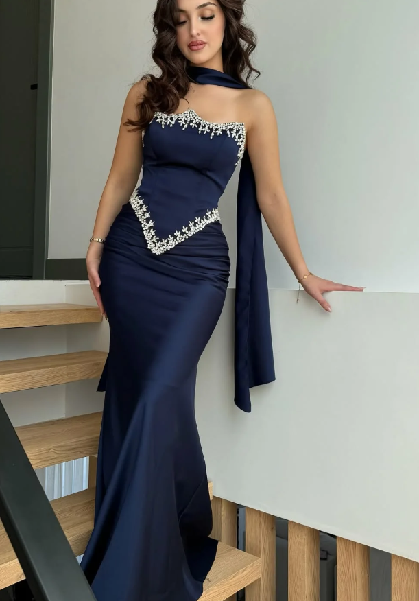 Navy Blue Sheath Strapless Exquisite Beaded Satin Prom Dress Evening Dress SH5397