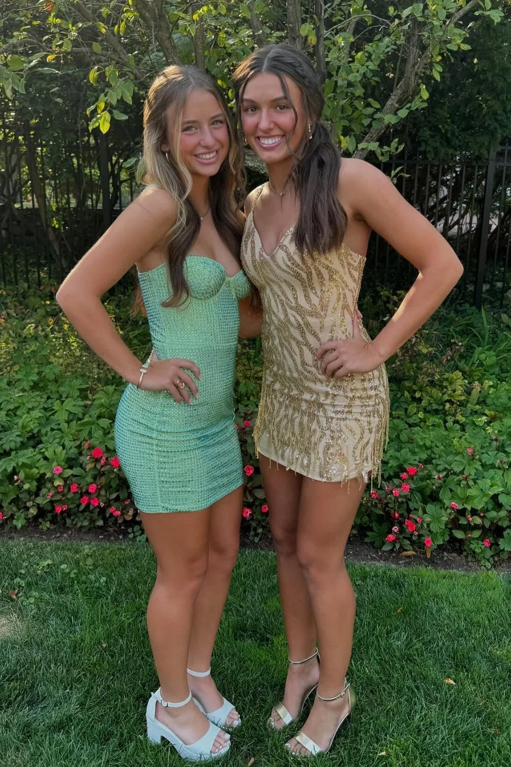 Green Bling Sheath Sweetheart Short Homecoming Dress with Beading SH7457