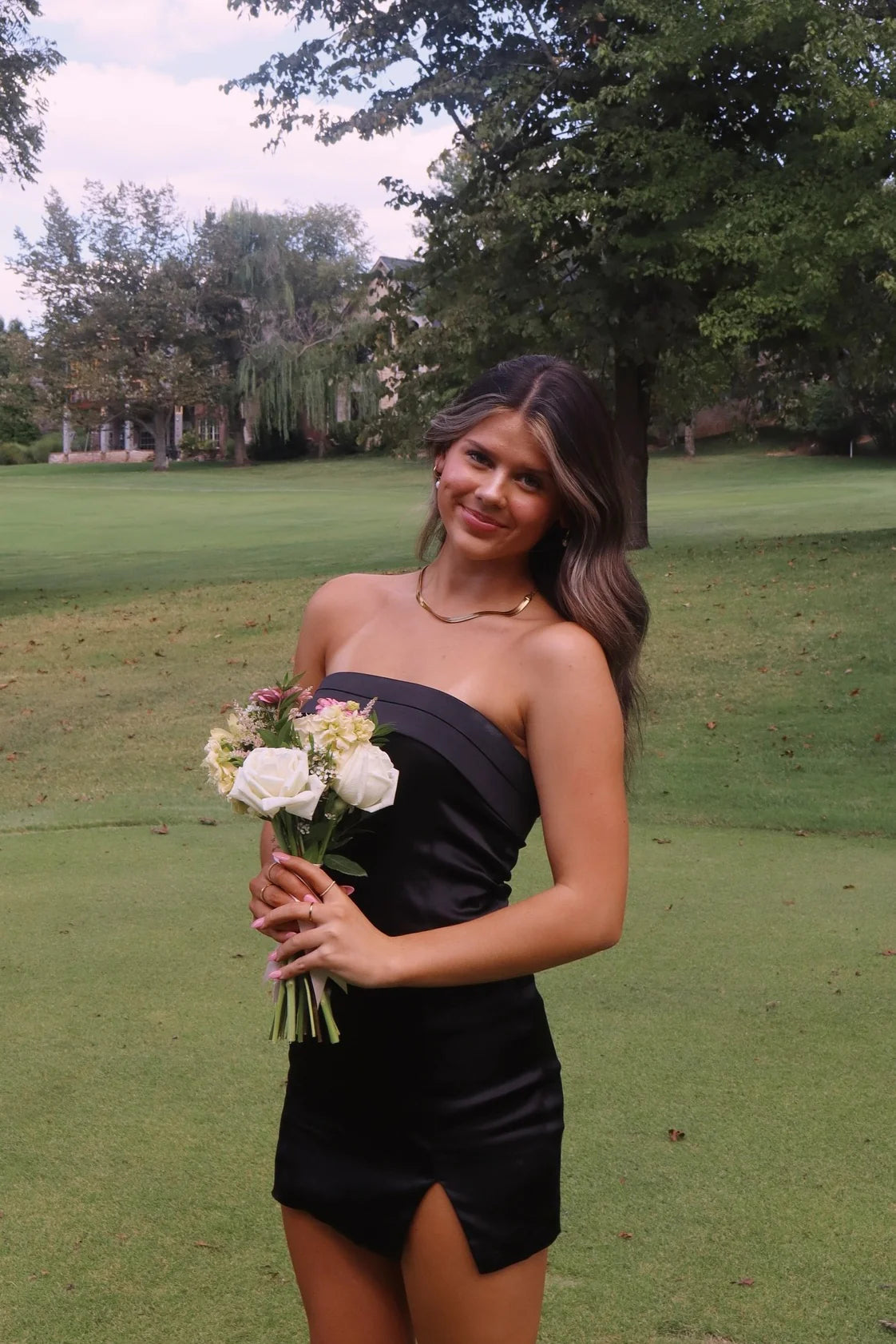 Simple Black Sheath Strapless Satin Short Homecoming Dress Outfits SH6249