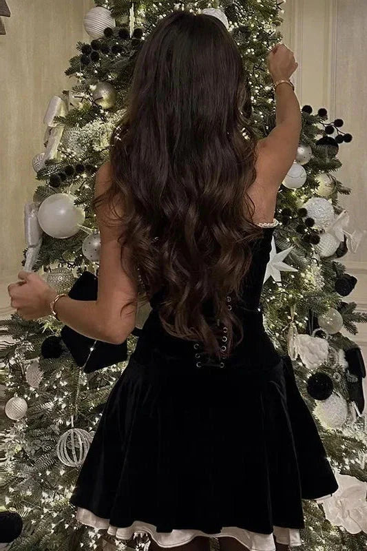 Stylish A Line Strapless Black Short Homecoming Dress with Criss Cross Back SH7745