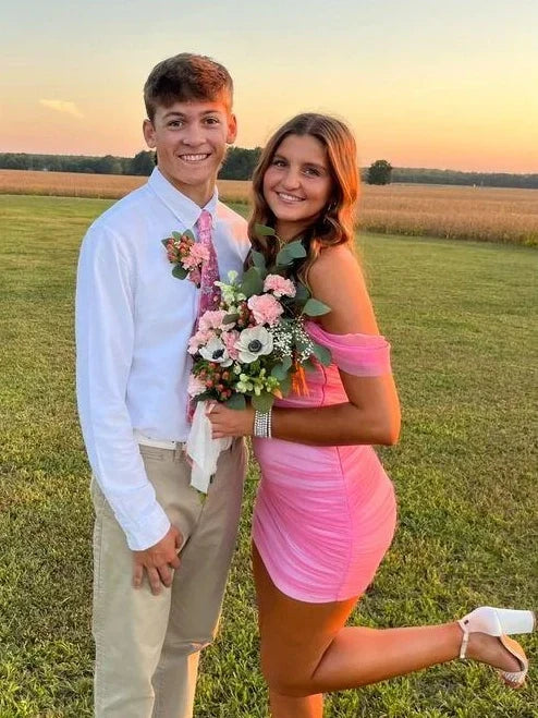 Stylish Sheath Off the Shoulder Pink Short Homecoming Dress with Ruched SH7476