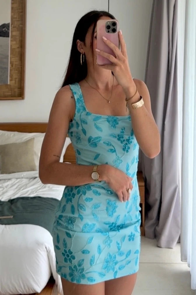 Stylish Sheath Square Neck Blue Short Homecoming Dress with Embroidery SH7833