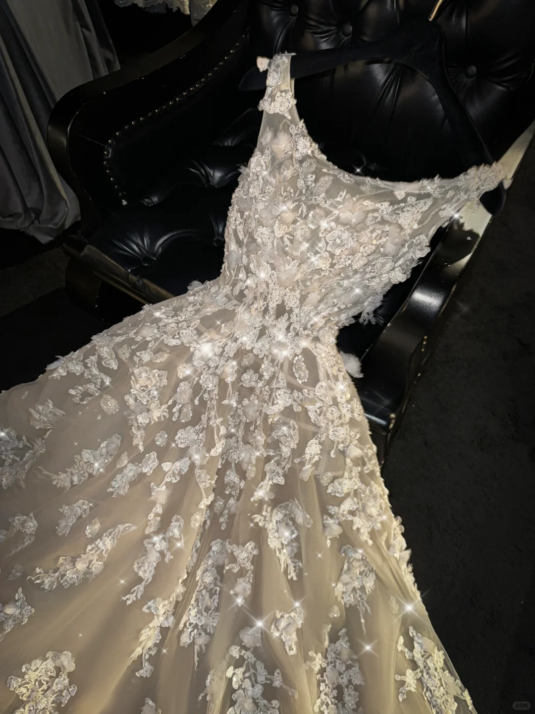 Shiny A Line V Neck White Appliques Tulle Long Party Dress Evening Dress SH2910