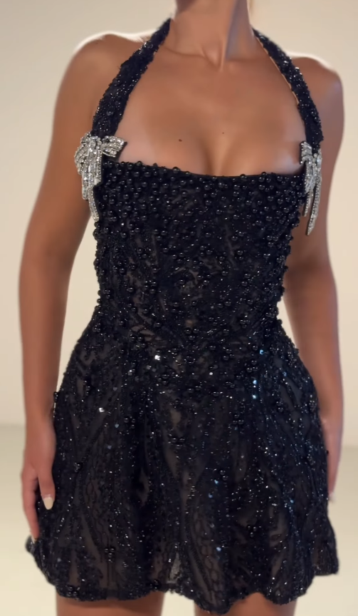 Exquisite A Line Halter Black Beaded Tulle Short Homecoming Dress Outfits SH4835