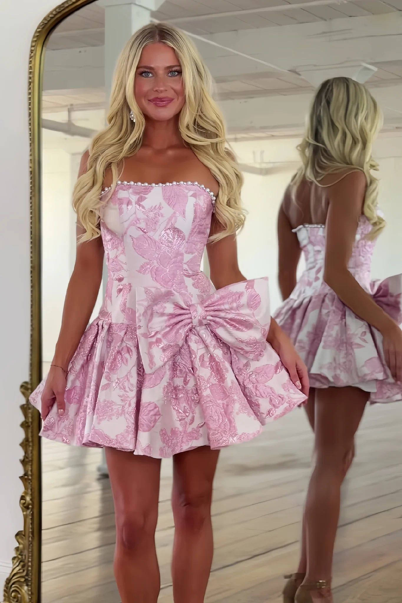 Trendy A Line Strapless Pink Short Homecoming Dress with Pearls Bowknot SH7526