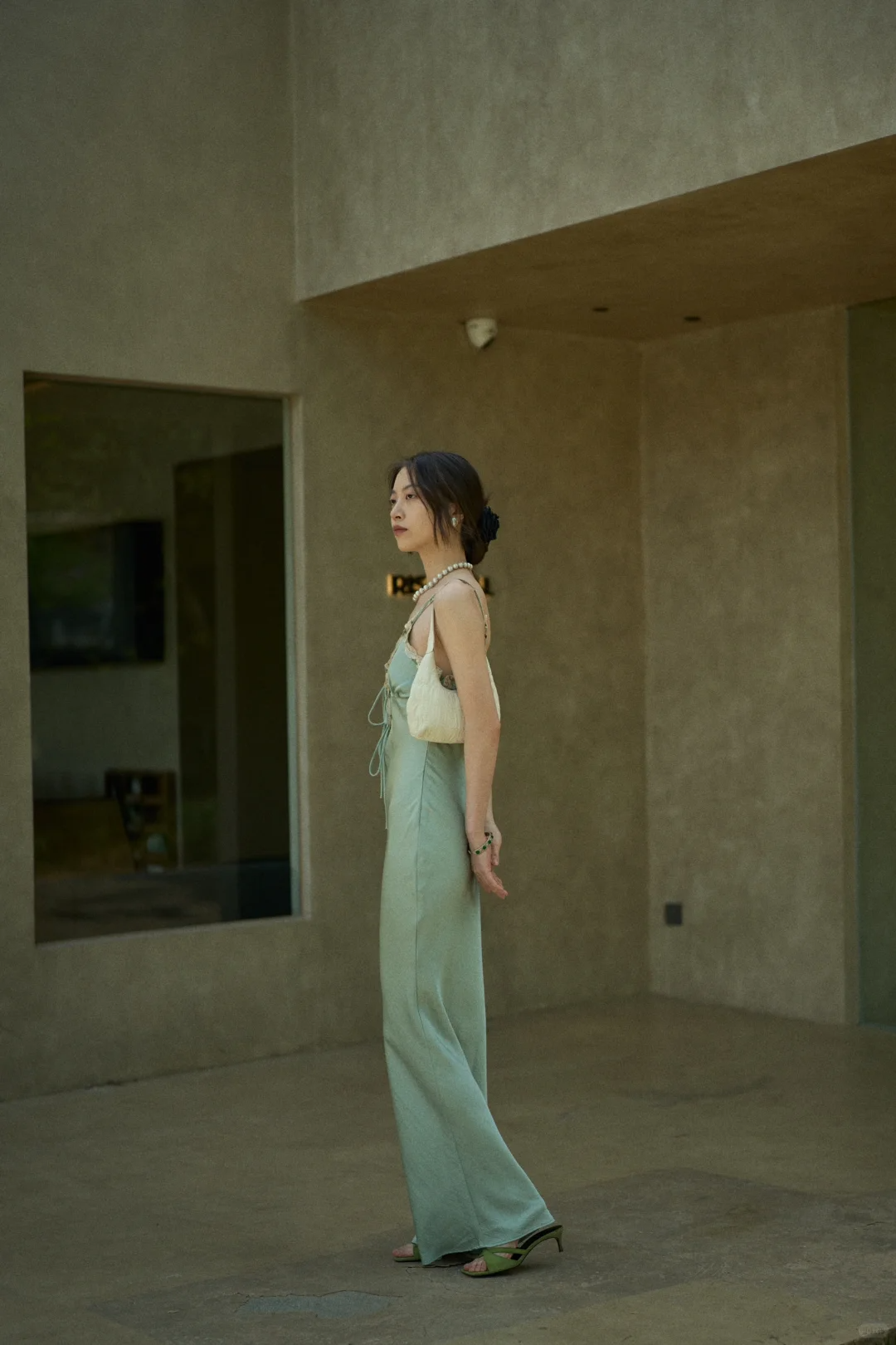 Sage Green Sheath Spaghetti Strap Appliques Satin Long Prom Dress Party Dress Outfits SH4965