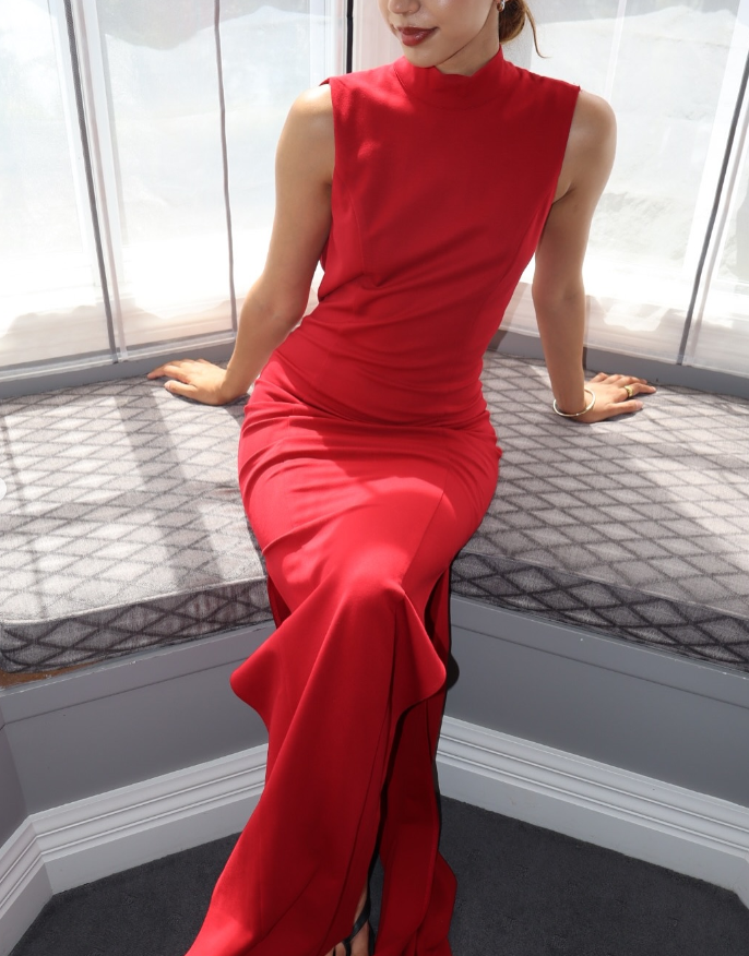 Elegant Sheath Round Neck Red Satin Open Back Prom Dress Evening Dress SH2356