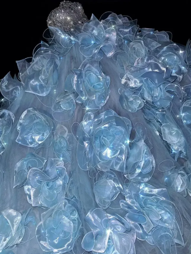 Exquisite Rhinestone Ball Gown Strapless Ruffle Blue Organza Prom Dress Quinceanera Dress SH7163