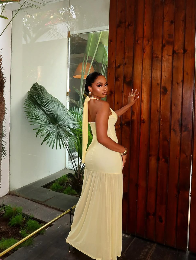 Unique Mermaid Halter Light Yellow Chiffon Open Back Prom Dress Evening Dress SH2359