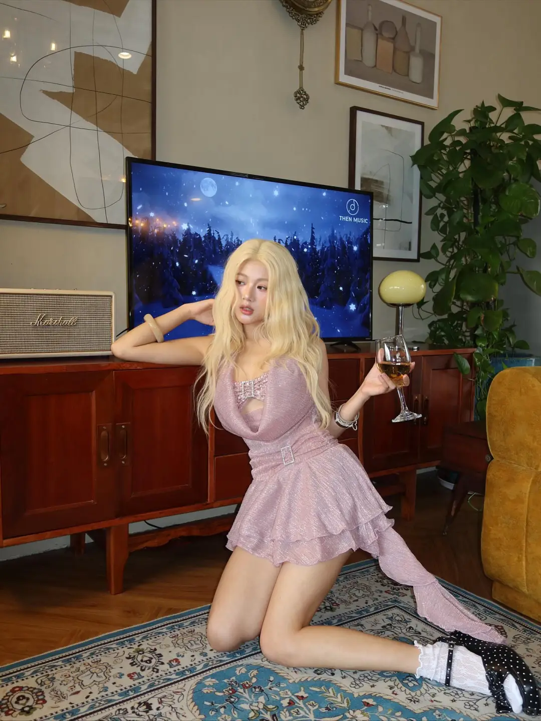 Sexy Pink A Line Halter Exquisite Sequin Short Homecoming Dress SH5013