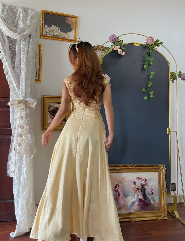 Gold Yellow Vintage Exquisite Beaded Satin Long Prom Dress Wedding Guest Dress SH5385