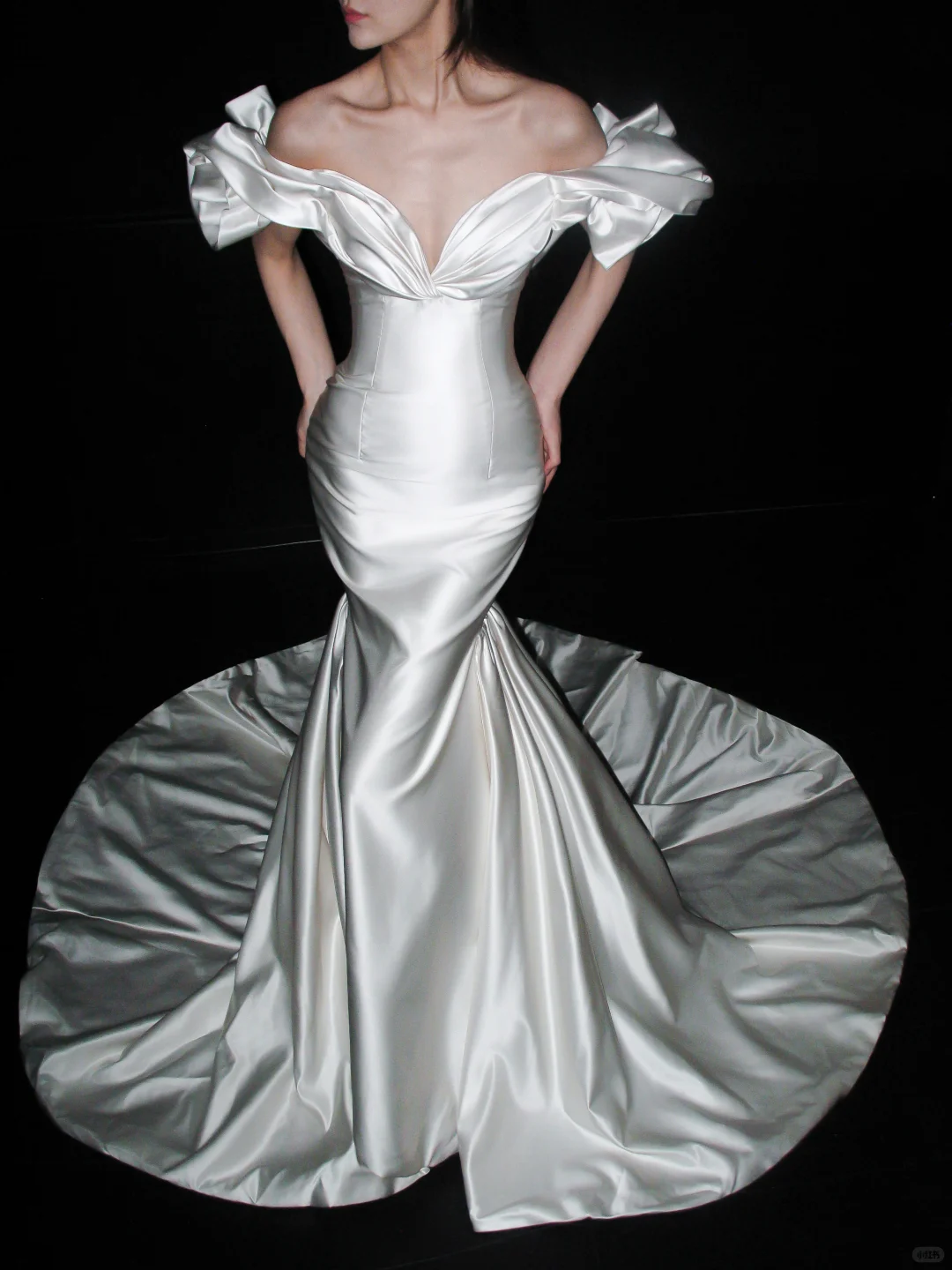 White Mermaid Off the Shoulder Satin Long Train Wedding Dress SH8911