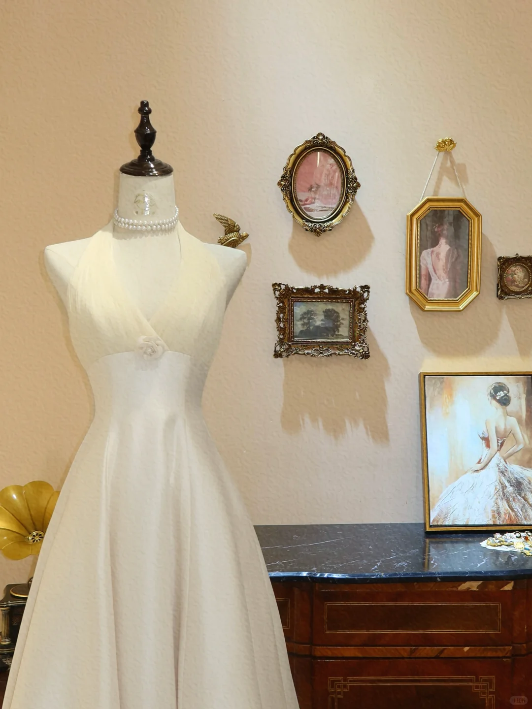 Elegant A Line Halter Ivory Satin Long Prom Dress Wedding Dress SH7405