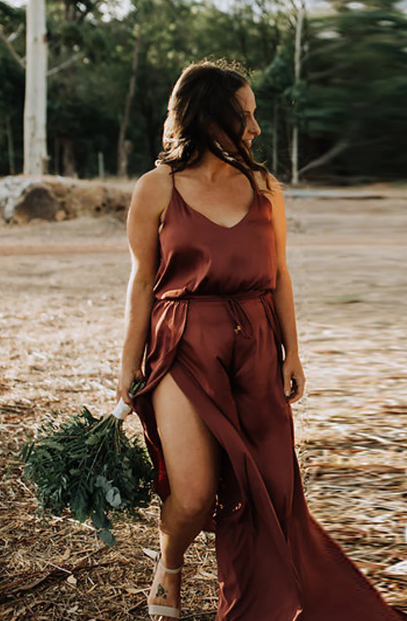 Simple V-neck Spaghetti Strap Column With Side Slit Long Bridesmaid Dresses SH5590