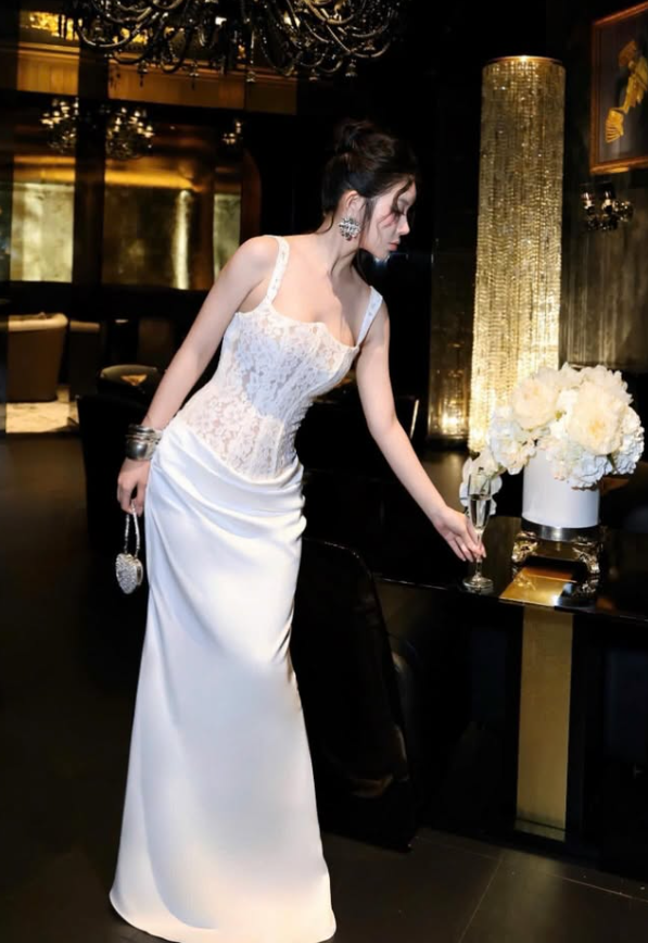 Sexy Mermaid Spaghetti Strap Lace Satin Long Prom Dress Evening Dress SH4668