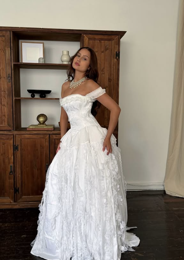 Vintage Stunning A Line Off the Shoulder White Layered Lace Satin Wedding Dress SH5417