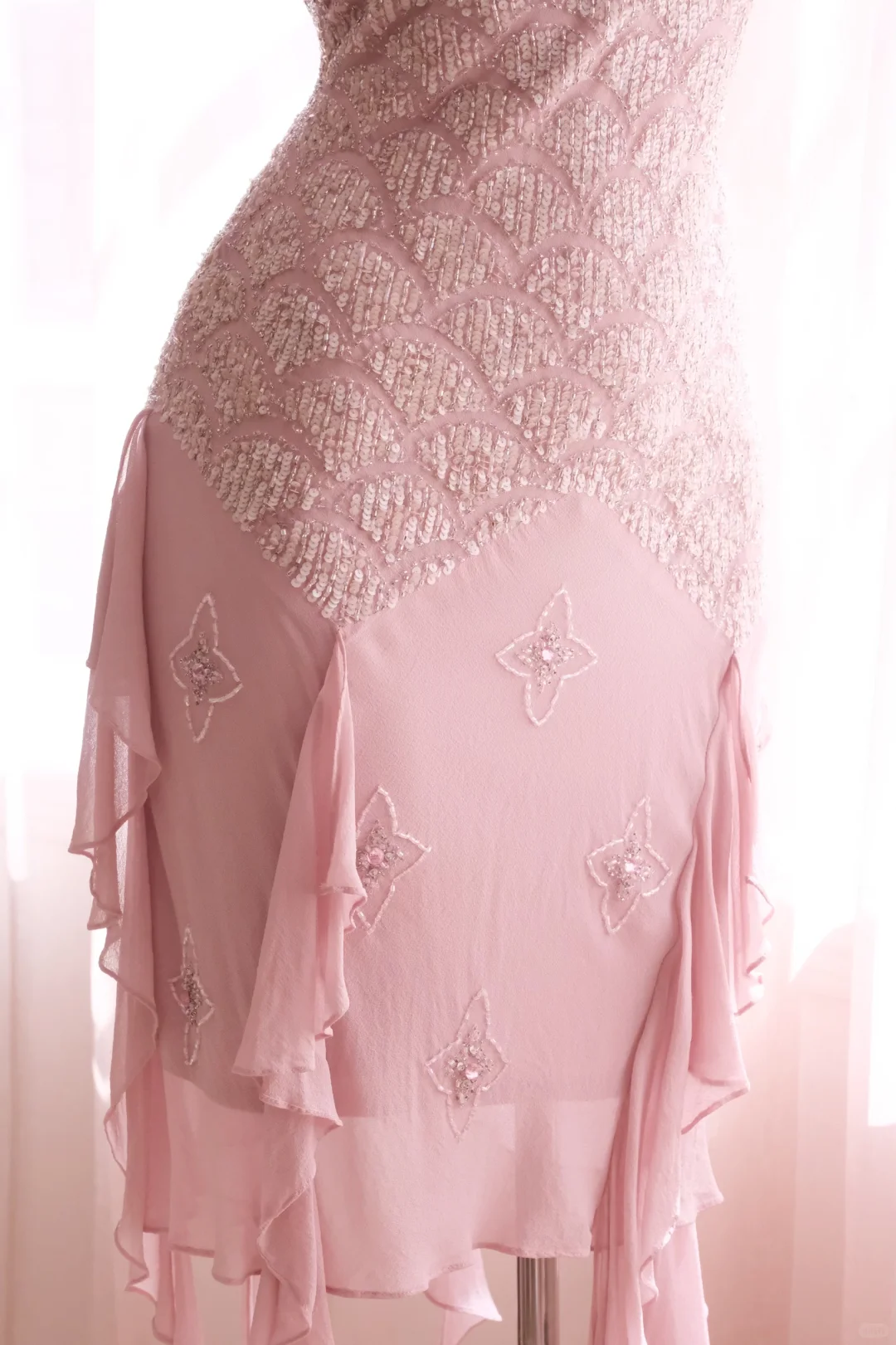 Pink Vintage Sheath Straps Beaded Chiffon Short Homecoming Dress SH5196