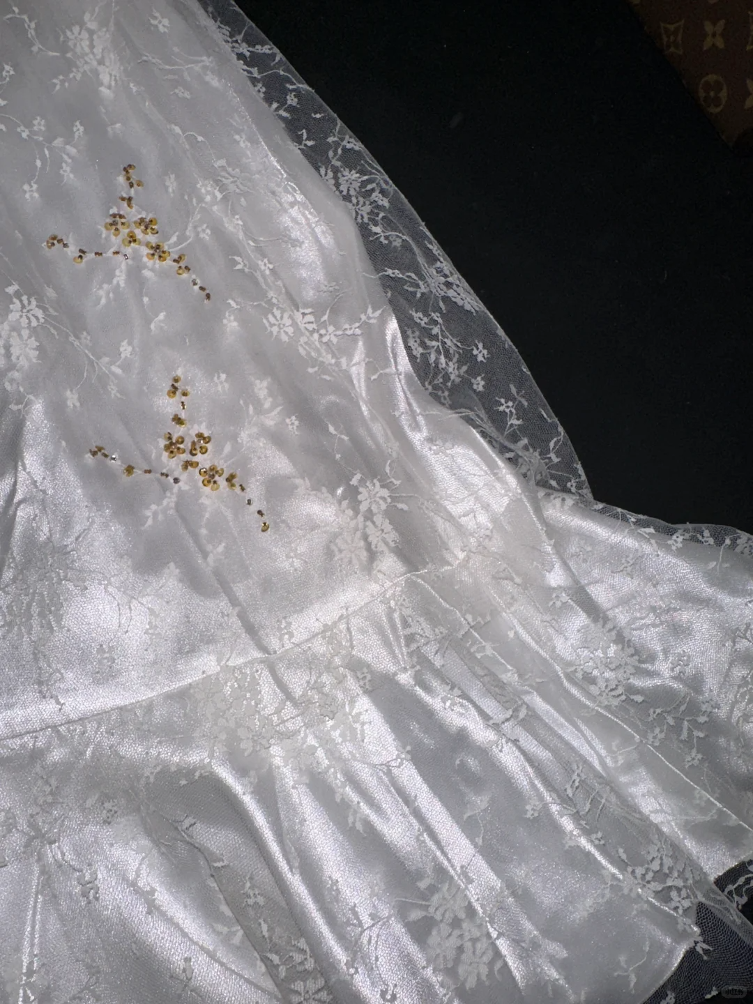 White A Line Sweetheart Neck Beaded Pleated Satin Lace Prom Dress Evening Dress SH3183