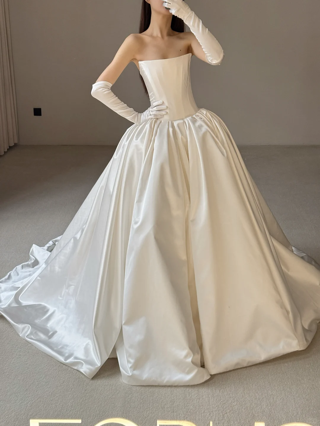 Simple Ball Gown Strapless White Satin Long Wedding Dress SH5096