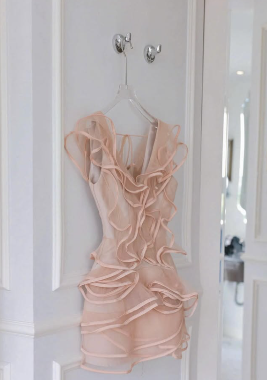 Pink A Line V Neck Ruffle Layered Tulle Short Homecoming Dress Outfits SH4433
