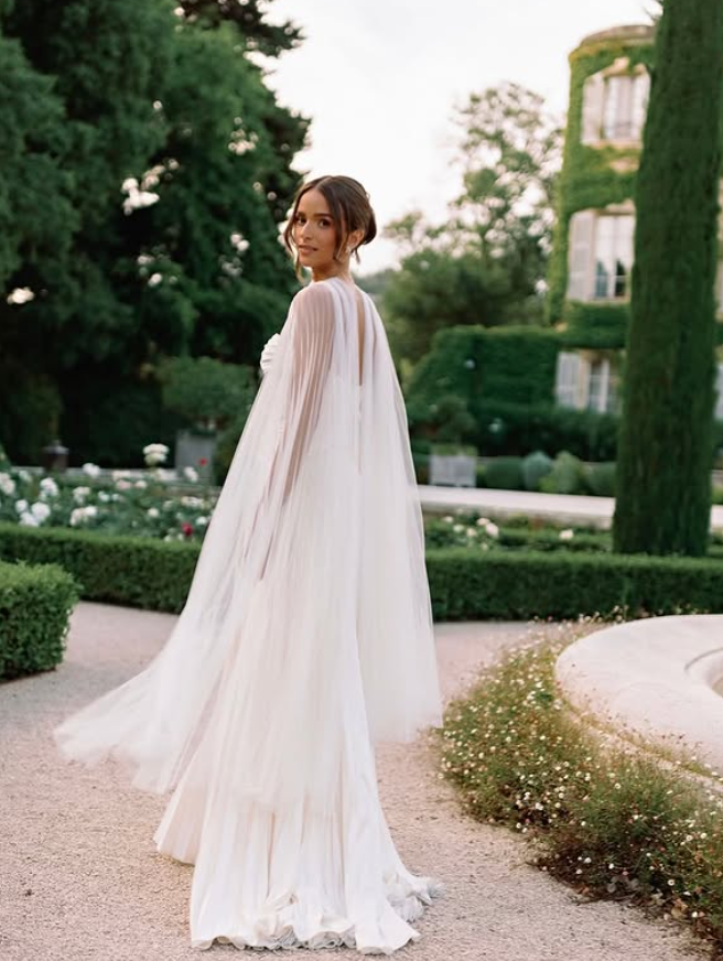 Unique A Line Sweetheart Neck Pleated White Satin Wedding Dresses SH4703