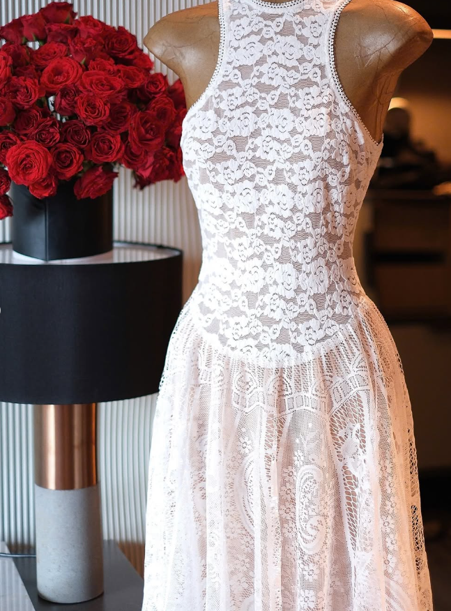 Elegant White A Line Round Neck Lace Long Prom Dress Evening Dress SH1851