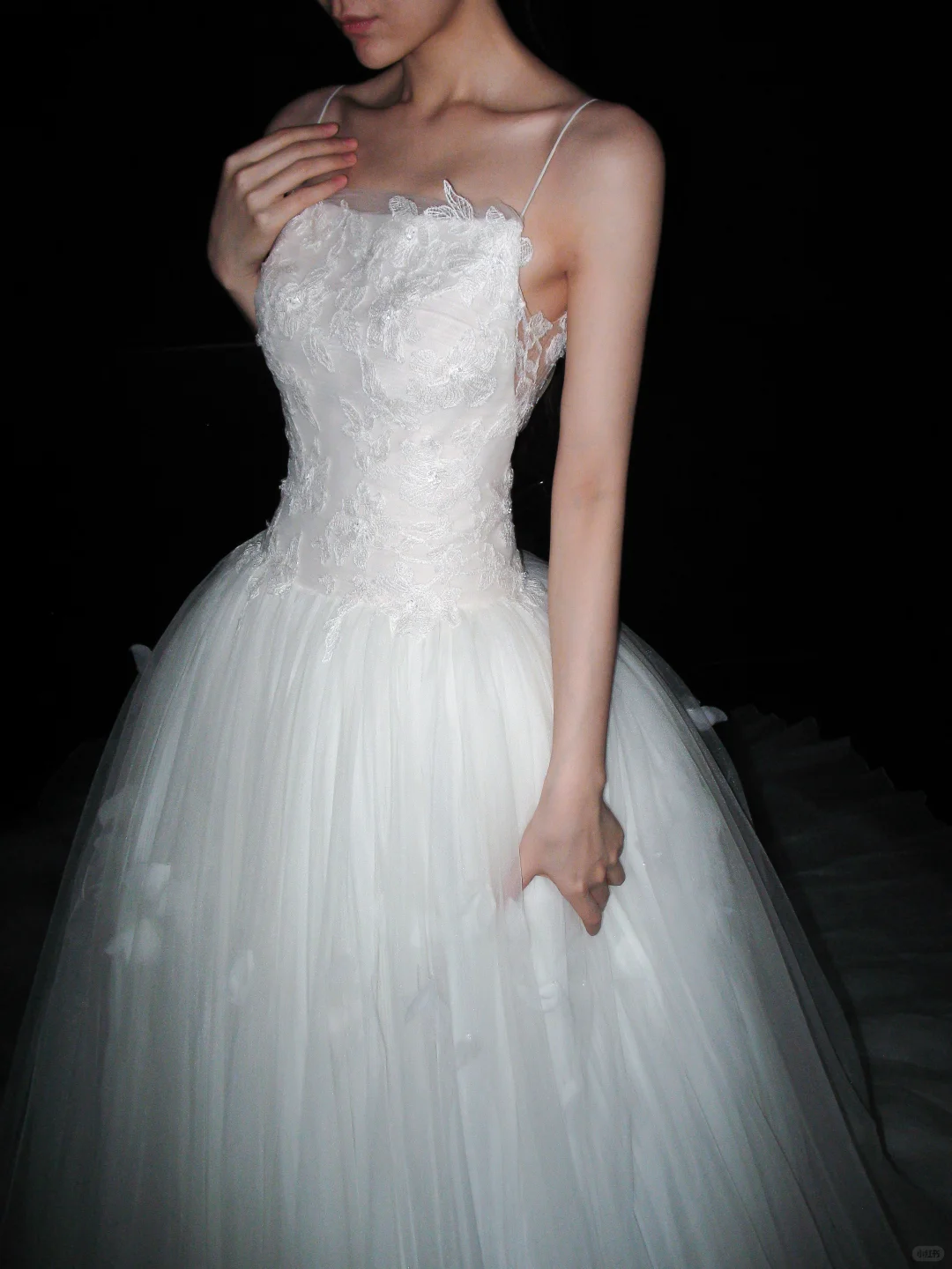 Backless Unique Ball Gown Straps White Lace Applique Tulle Long Wedding Dress SH6618