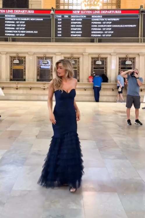 Elegant Dark Blue Mermaid Sweetheart Neck Layered Tulle Prom Dress SH5065