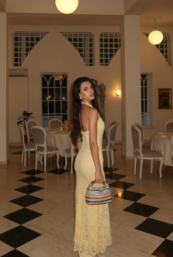 Yellow Sheath Halter V Neck Lace Backless Long Prom Dress Evening Dress SH8958