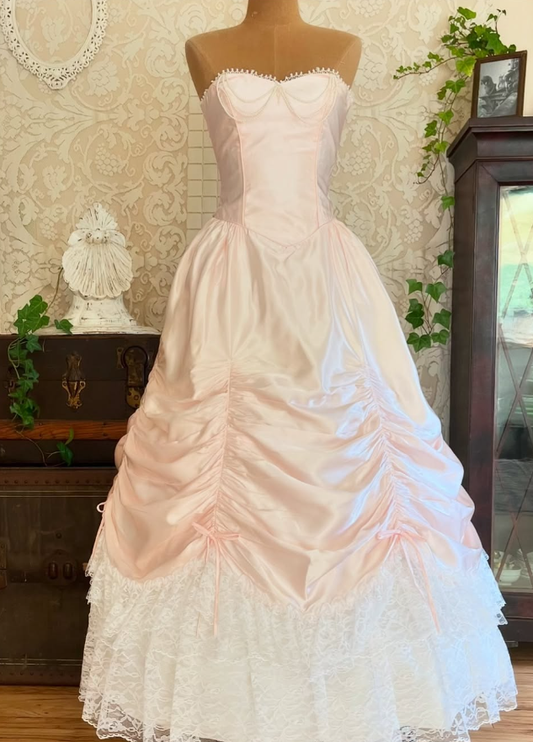 Vintage Sweetheart Neck Pearls Lace Light Pink Satin Birthday Dress Wedding Dress SH1865