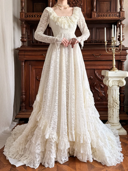 Elegant Retro Ball Gown Long Sleeve Ivory Lace Wedding Dress Prom Dress SH5887