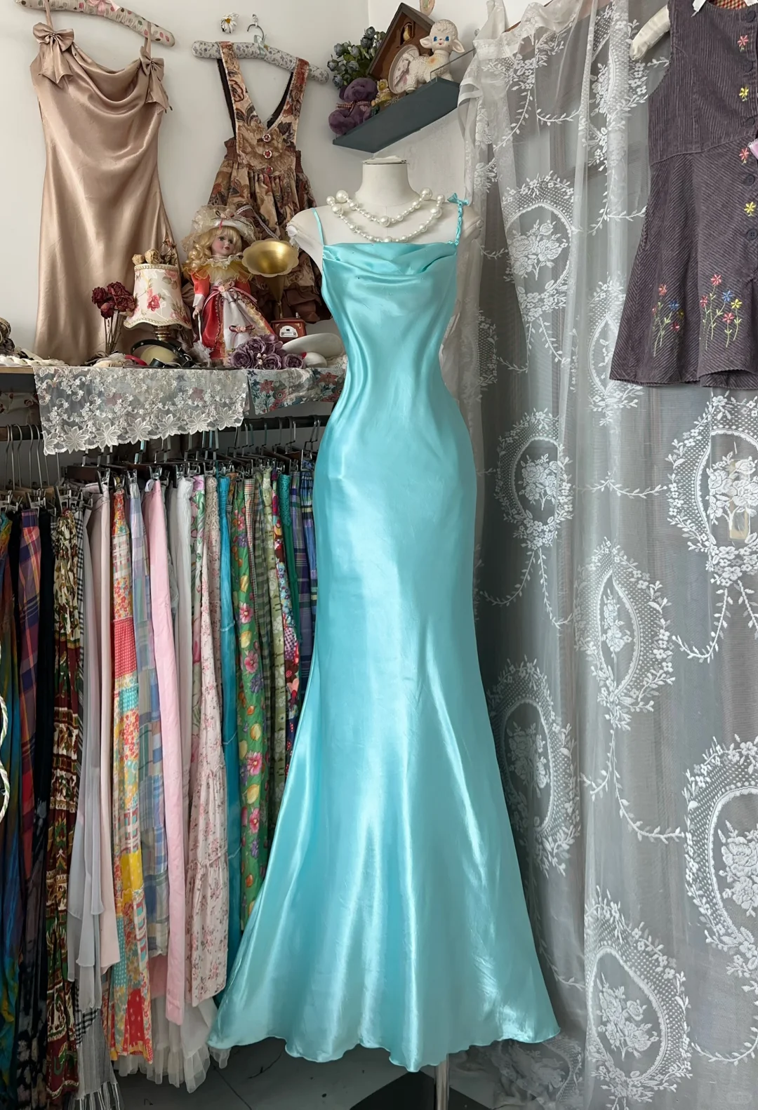 Simple Vintage Mermaid Straps Ruffle Satin Open Back Long Prom Dress SH5253