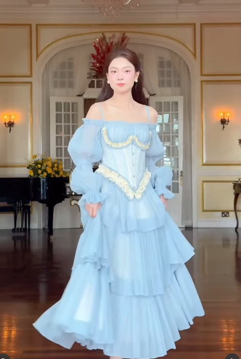 Blue A Line Long Sleeve Lace Layered Chiffon Long Prom Dress Outfits SH4779