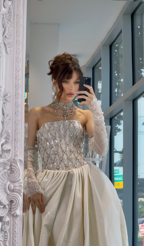Retro Dazzling Exquisite Rhinestone A Line Strapless Apricot Satin Long Train Wedding Dress SH6092