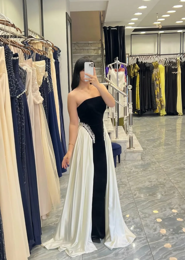 Pretty Black-white A Line Strapless Beaded Velvet Satin Long Prom Dress Wedding Guest Dress SH5405