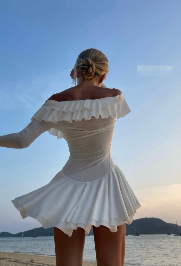 Sexy A Line Long Sleeve White Chiffon Short Prom Dress Homecoming Dress SH8519