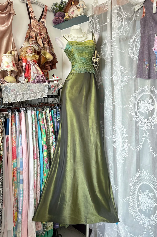 Dark Green Vintage Mermaid Straps Layered Organza Satin Long Prom Dress SH5237