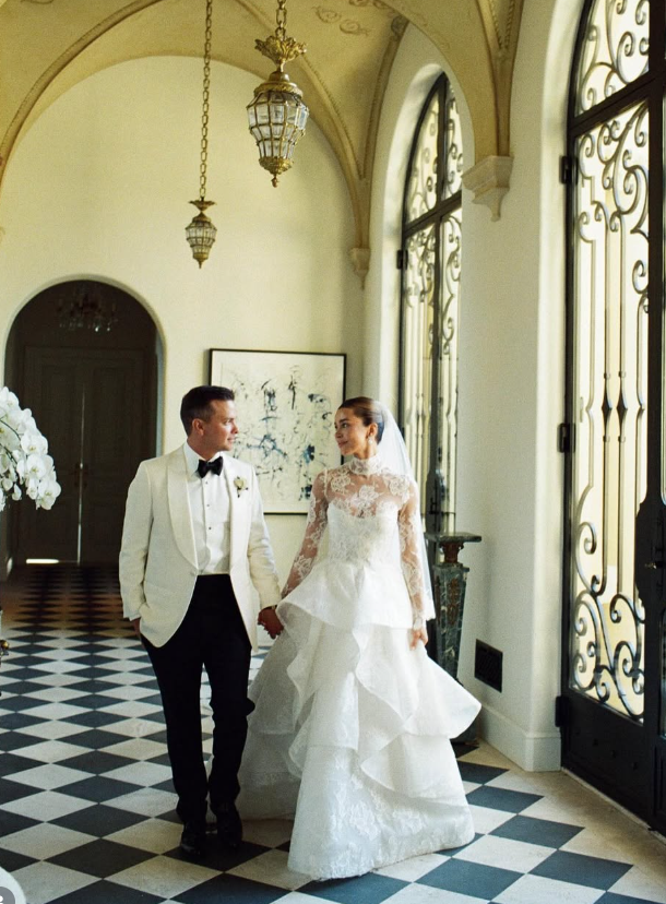 Stunning A Line Long Sleeve High Neck Exquisite White Lace Tulle Long Wedding Dress SH8688